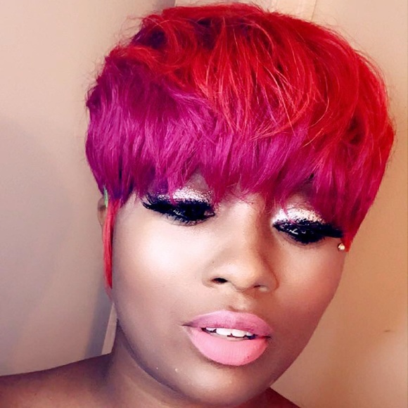 Short rainbow wig - Picture 2 of 8